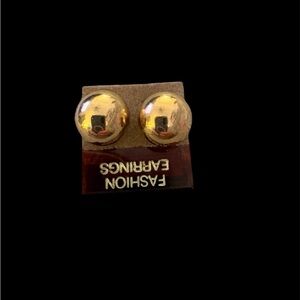 Vintage Gold Toned Stud Earrings